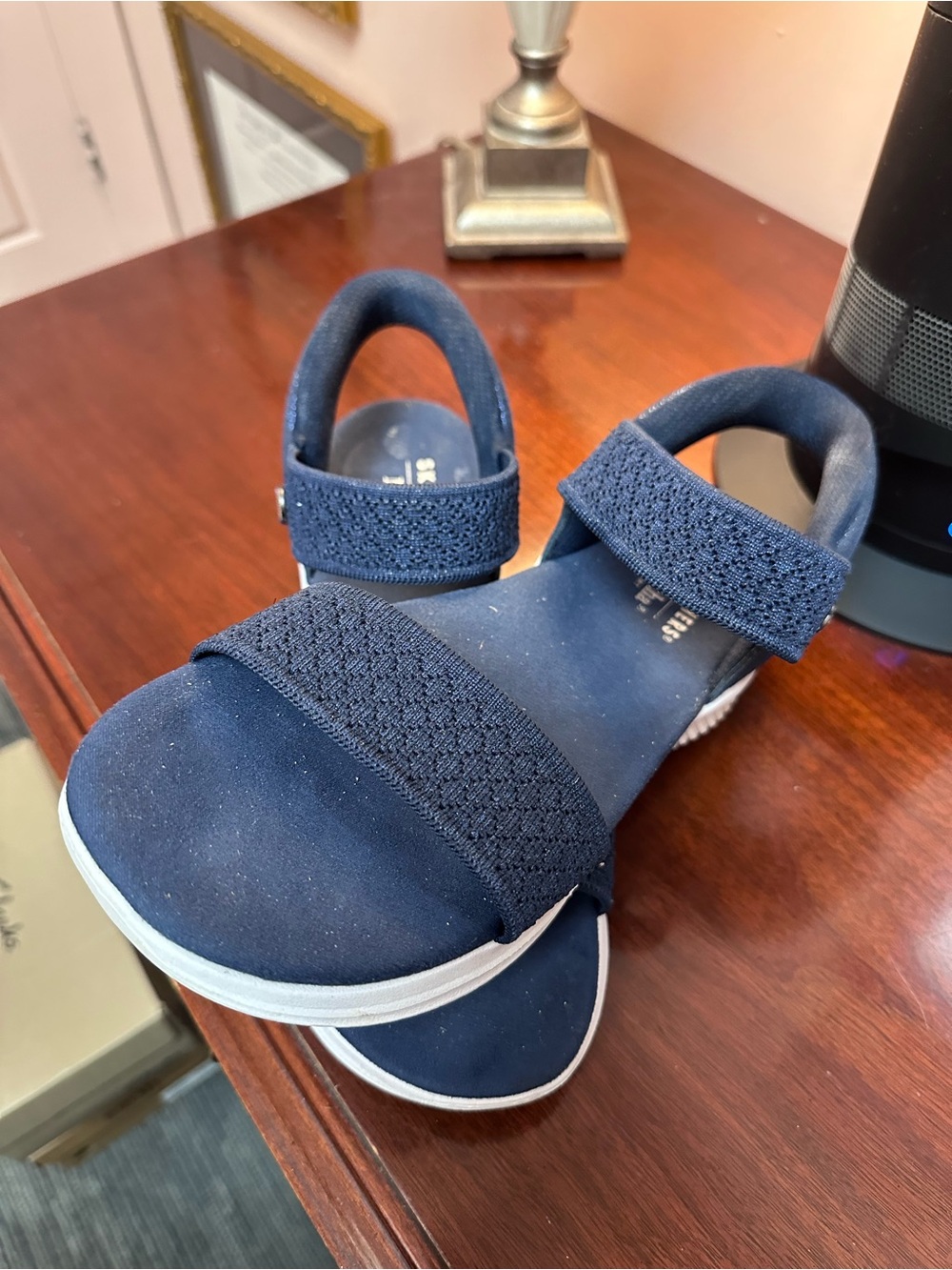 Sketchers Martha Stewart collection Navy Strappy Sandals - Picture 4 of 7